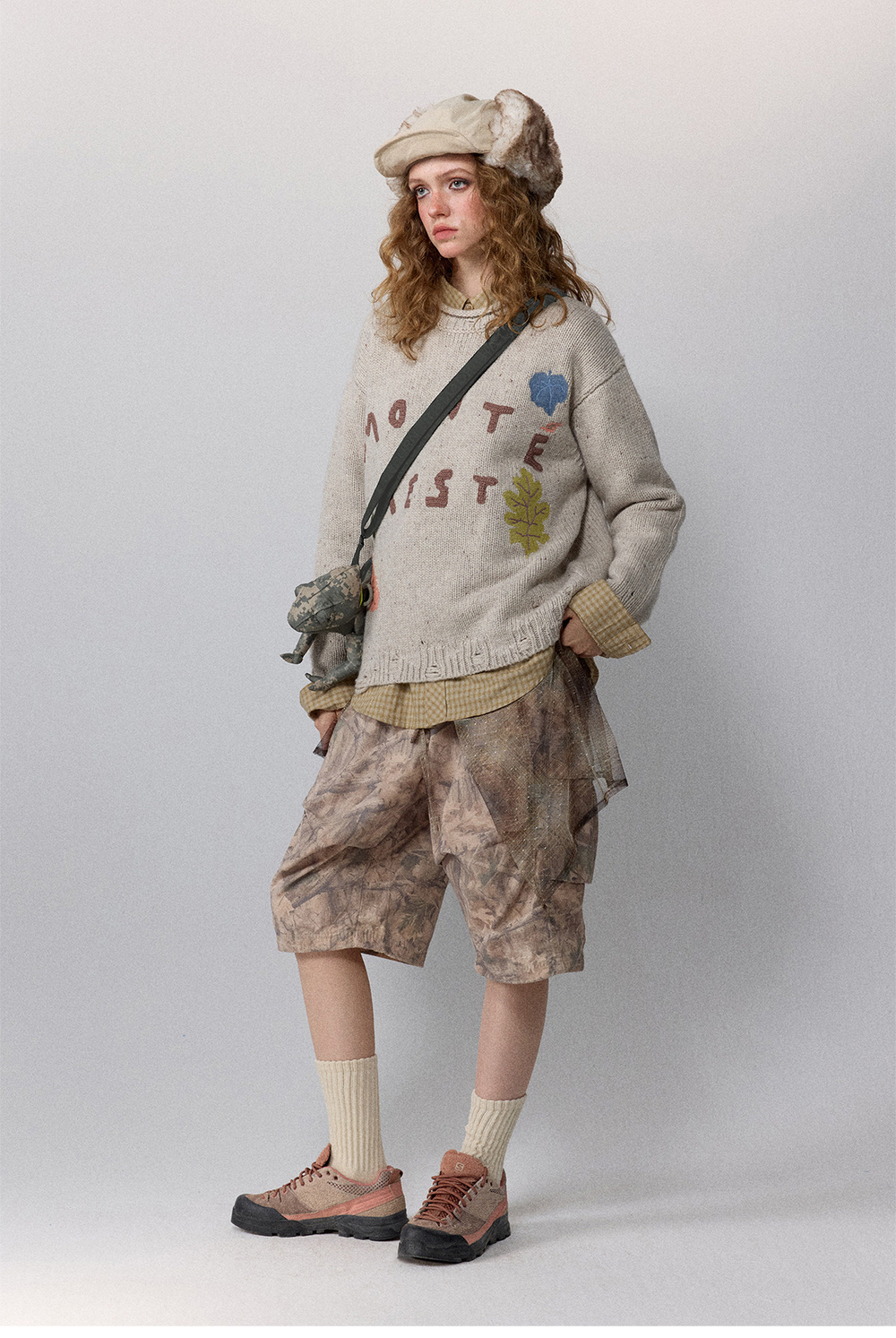 Свитер Винтажный Nothomme Monterest vintage distressed round neck hand-embroidered sweater