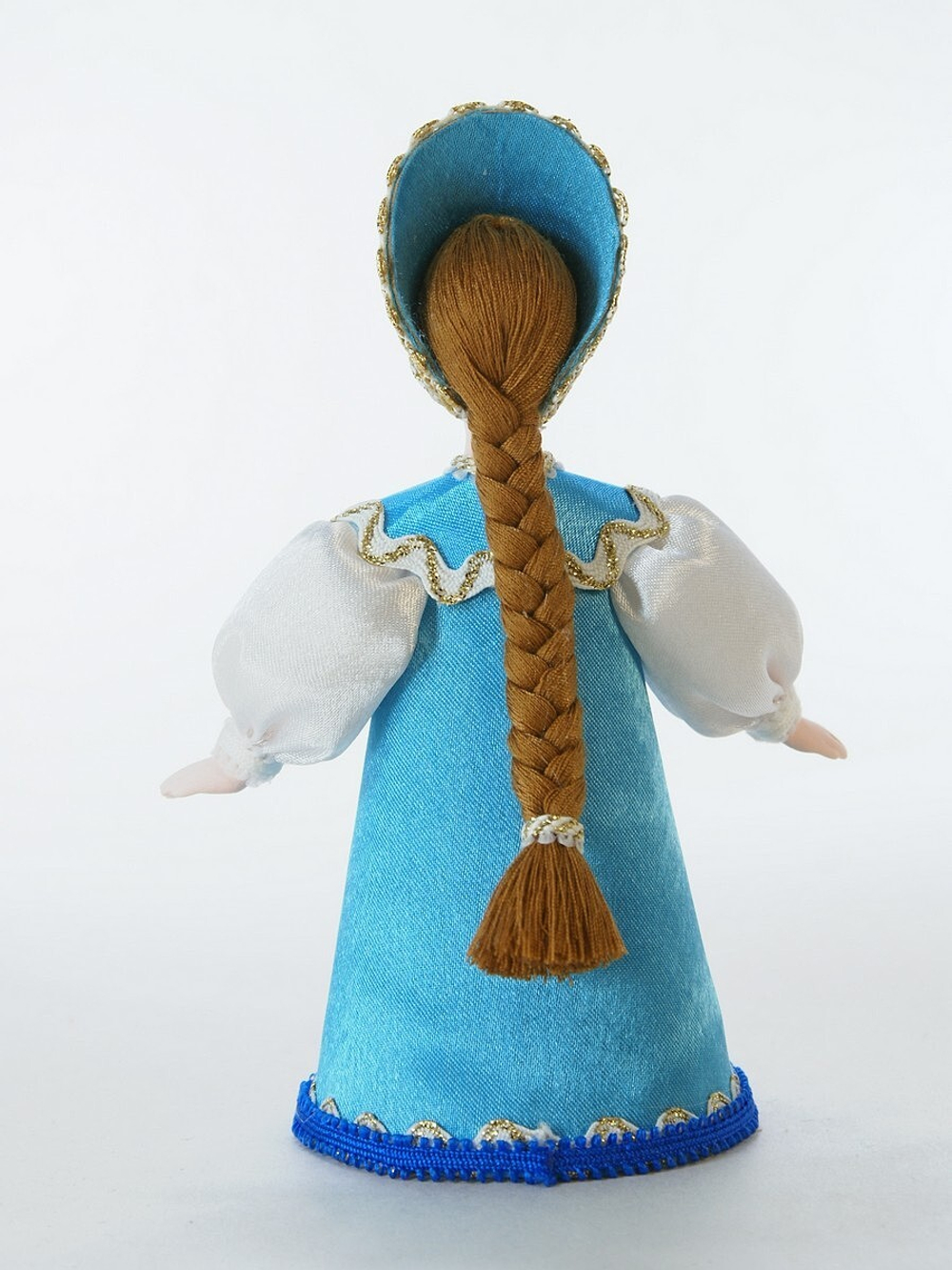 Кукла интерьерная. Девушка в традиционном русском костюме.