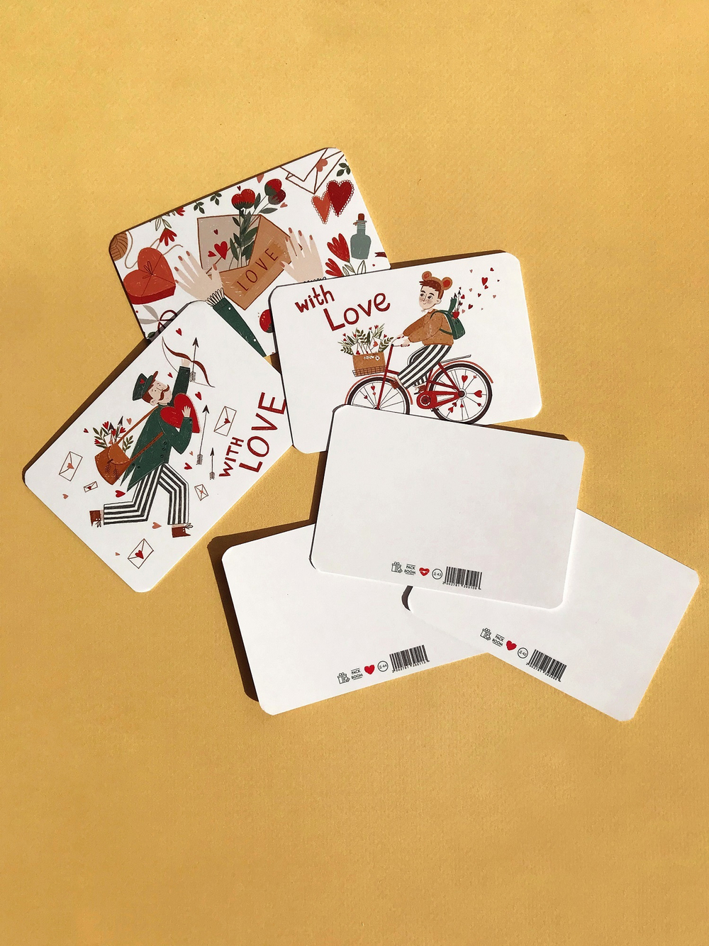 Открытка "Love" 6 × 9 см, открытка девушке, валентинка, открытка на день святого валентина, открытка к букету, открытки для букетов, открытки марьино, цветы марьино