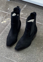 Казаки // Grace // Suede