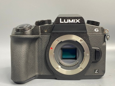 Panasonic Lumix DMC-G85 12000 кадров