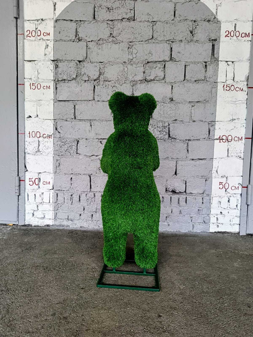 Мишка стоячий на 2х лапах