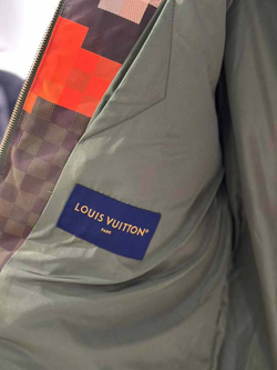 Пуховик Louis Vuitton