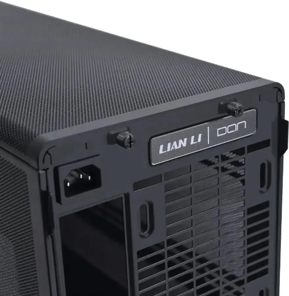 Корпус Lian Li A3-mATX-WD BLACK Wood m-ATX M-ATX/ITX поддержка БП ATX/SFX/SFX-L/ Edge PSU, Black. Деревянная передняя панель. G99.A3X-WD.00