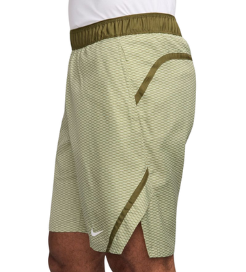 Мужские теннисные шорты Nike Court Victory Dri-Fit 7in - olive aura/black