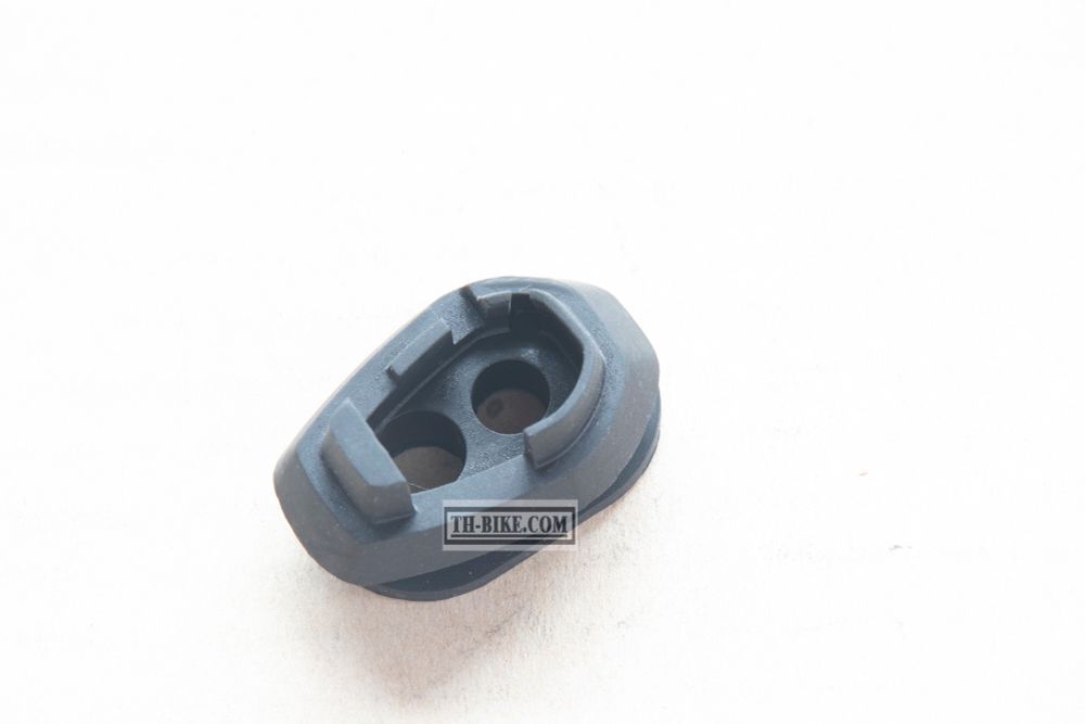 33456-KZZ-J00. RUBBER, L. WINKER MOUNTING (B40). HONDA