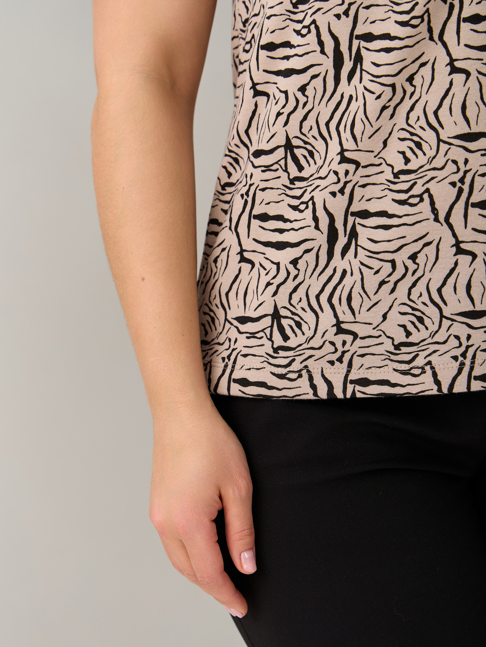 Блузка БЛ-115/бежевый-зебра