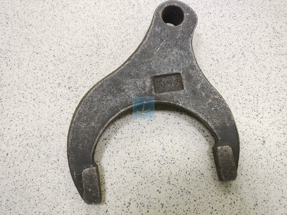 Вилка 236-1702024