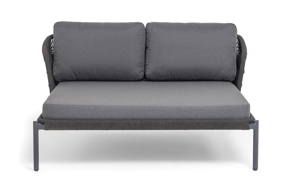 "Позитано" лежак плетеный из роупа, каркас алюминий темно-серый (RAL7024) муар, роуп темно-серый круглый, ткань темно-серая 027