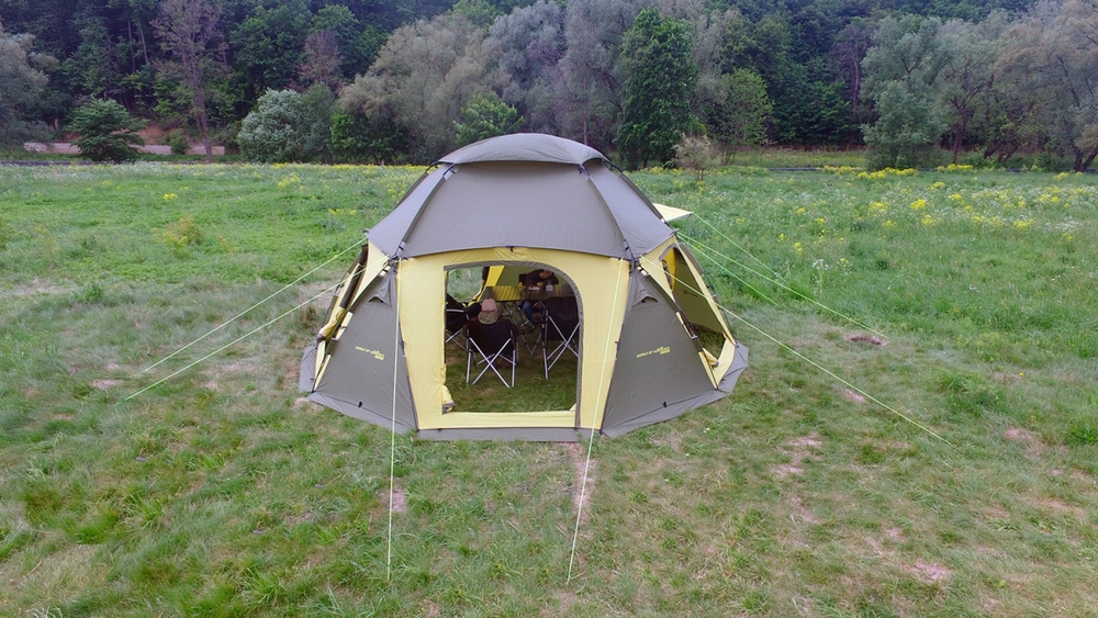 Быстросборный шатер Maverick Cosmos 600