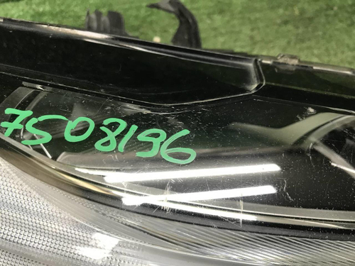 Битая Фара правая Volvo XC60 2 (2017-2021) LED