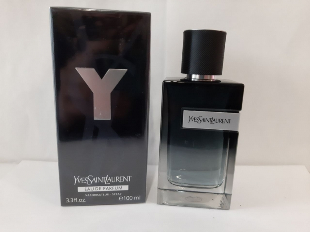 Yves Saint Laurent Y EAU DE PARFUM