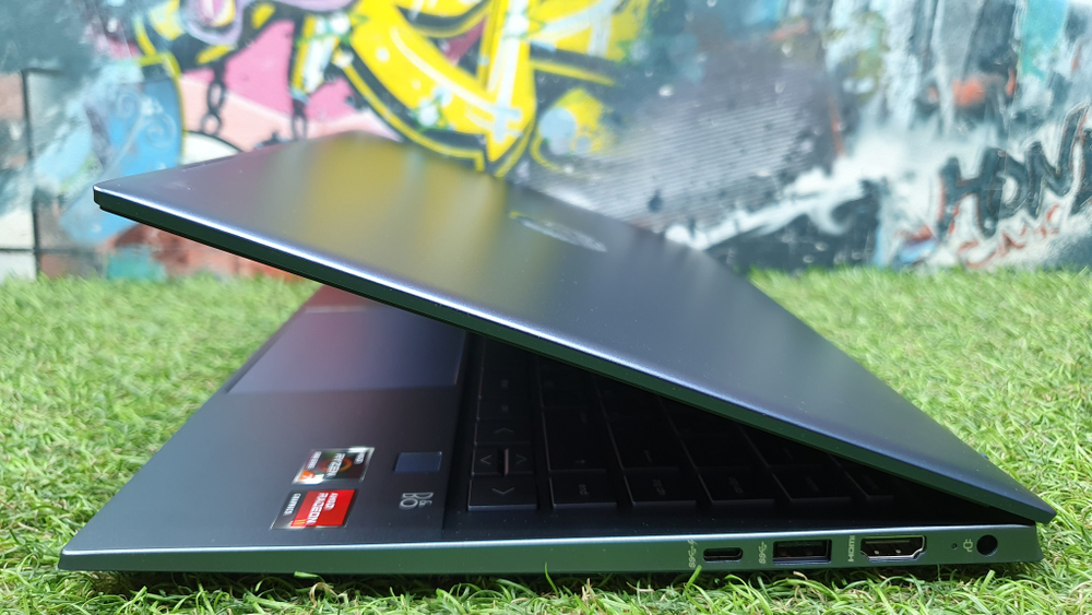 Ноутбук HP Ryzen 7/16 Gb/FHD/ Pavilion 14-ec0001ur 5D5B9EA/Windows 10