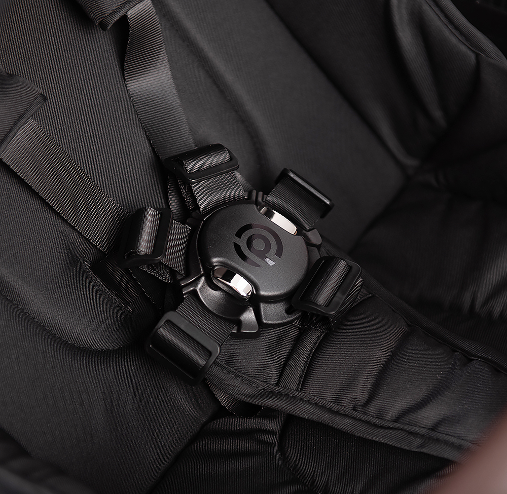 Коляска 2 в 1 Peppy Monaco thermo Black (черный), рама серо-коричневая