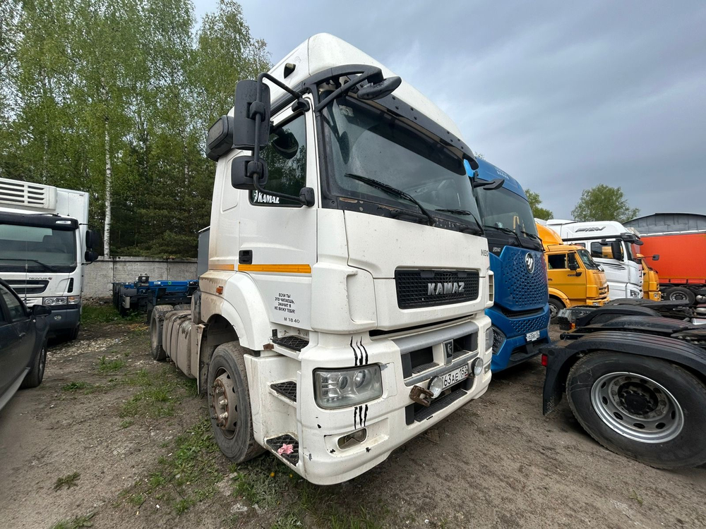 КамАЗ 5490 4x2 Седельный тягач 5490-033-87(S5) (Дизельный, 12,0 л, 401 л.с., АТ)