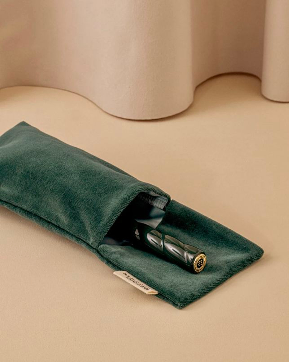 La Bonne Brosse Массажная расческа для волос N 01 Universal Hair Care Brush - Emerald Green