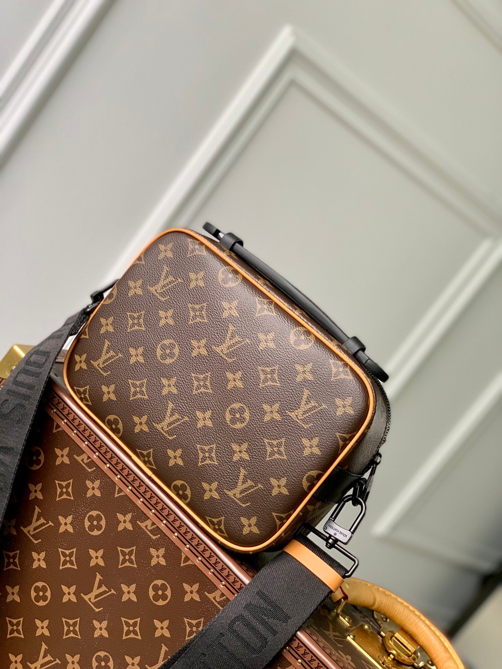 Louis Vuitton S-Lock Messenger