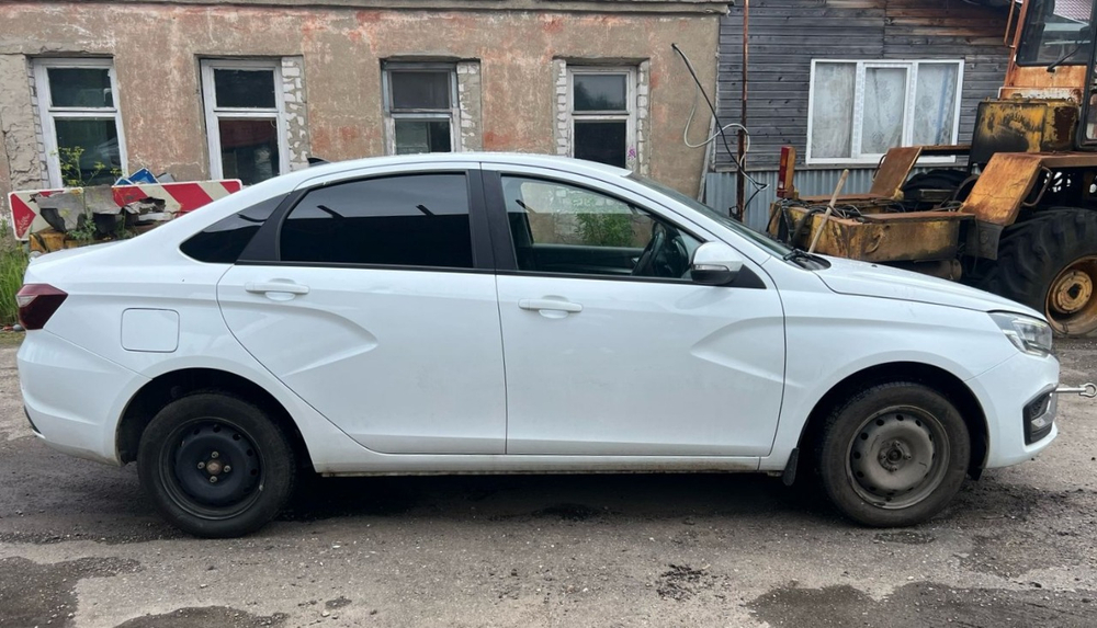LADA VESTA Седан Enjoy 24 1.6 106hp 5MT