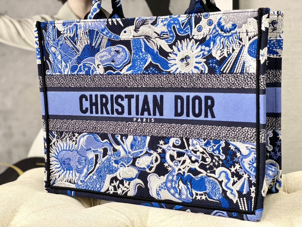 Christian Dior Book Tote 36 cm