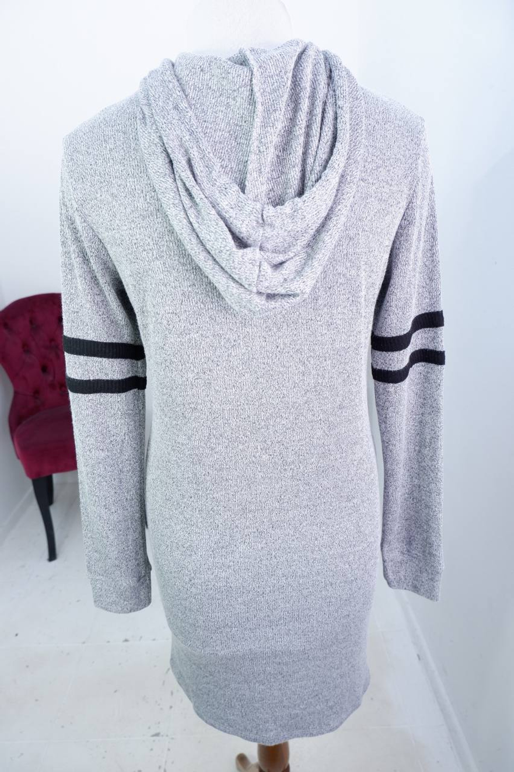 Платье One love clothing спортивное, маркировка L, визуально на 48 размер