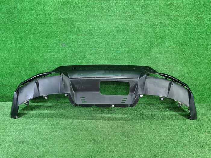 Юбка заднего бампера BMW IX I20 (2021-н.в.)