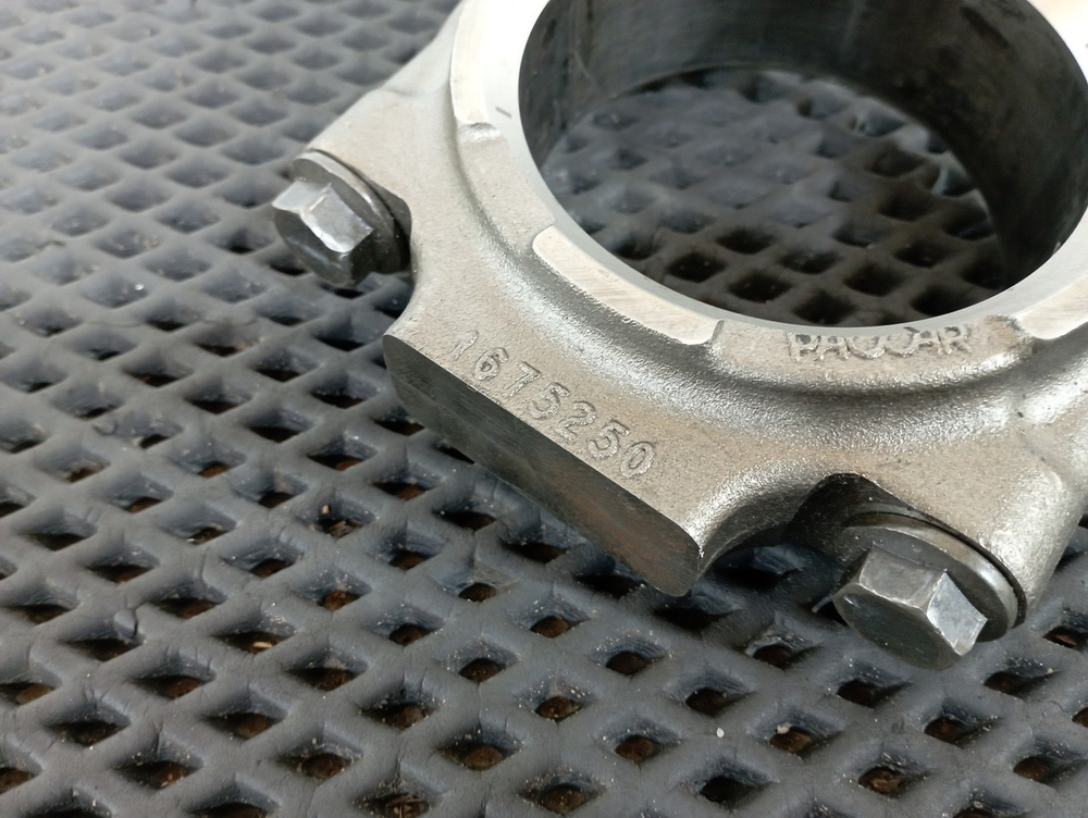 Поршень с шатуном