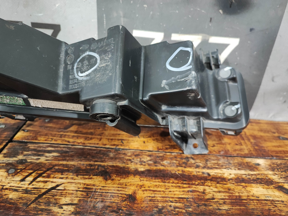 ДХО левый Chery Tiggo 8 Pro Max 22-нв Б/У Оригинал 605000679AA