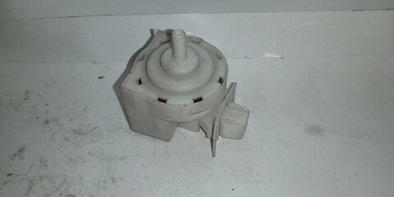 13 Датчик уровня воды (прессостат) для стиральных машин Electrolux Zanussi AEG 132819502 б/у