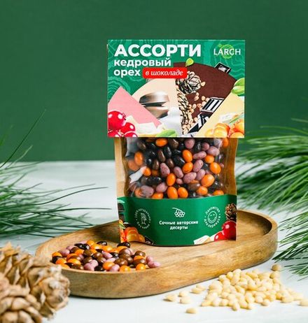 Ядро кедрового ореха в шоколаде АССОРТИ / дой пак / 50 г / LARCH