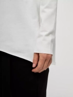 Лонгслив оверсайз с вырезом лодочка