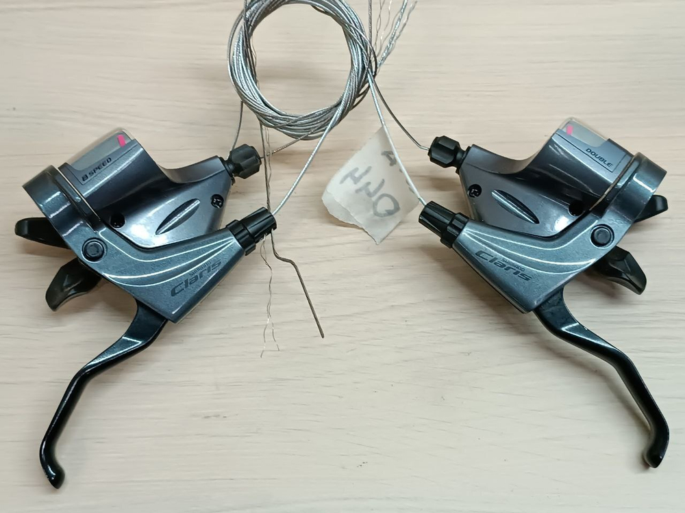 Манетки для велосипеда Shimano Claris ST-RS200 2-8 (комплект)
