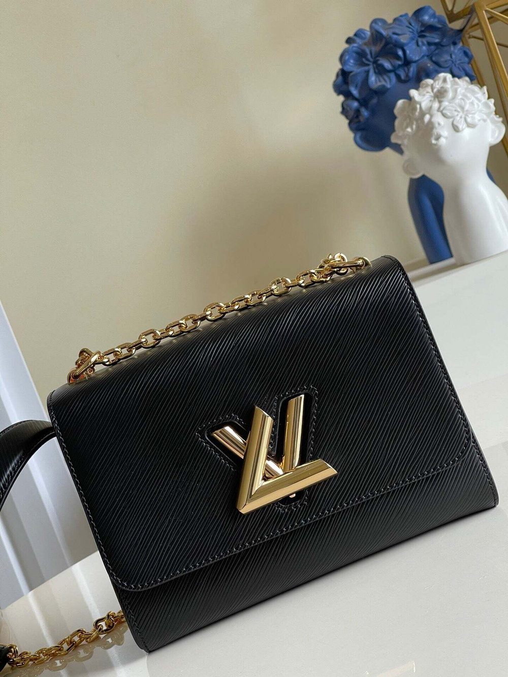 Louis Vuitton Twist MM