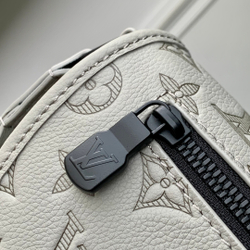 Louis Vuitton Pulse Messenger