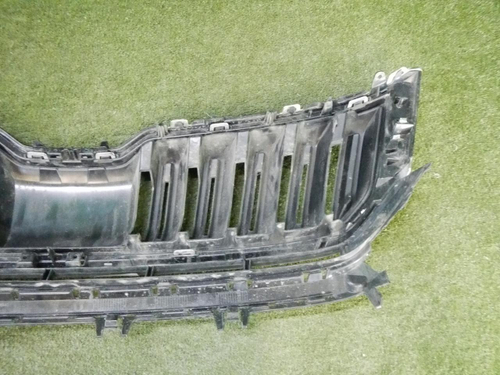 Решетка радиатора Skoda Kodiaq (2016-2022)