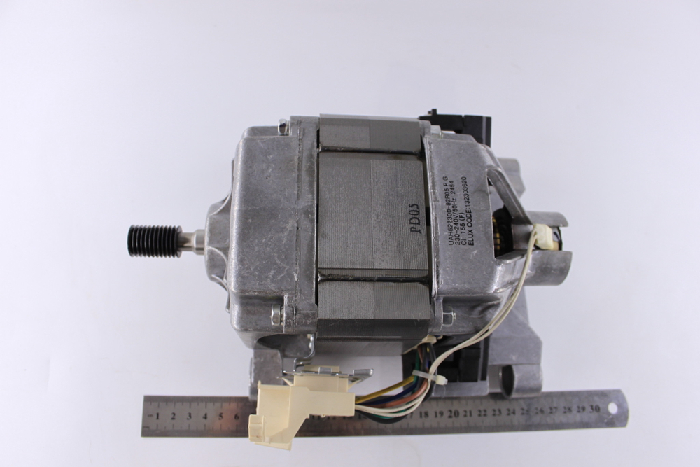 Двигатель СМА Electrolux EWS1256EGU 132303620