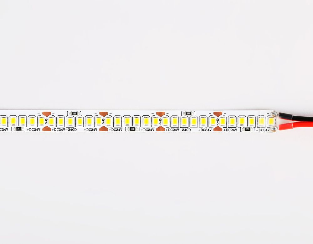 Ambrella Светодиодная лента Ambrella Light GS3301 2835 240Led /18W m/ 24V IP20 3000K 5m LED Strip 24V GS3301