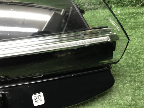 Фара правая VW Touareg 3 (2018-2023) LED