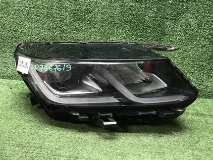 Битая Фара правая Geely Coolray (2019-2024) LED