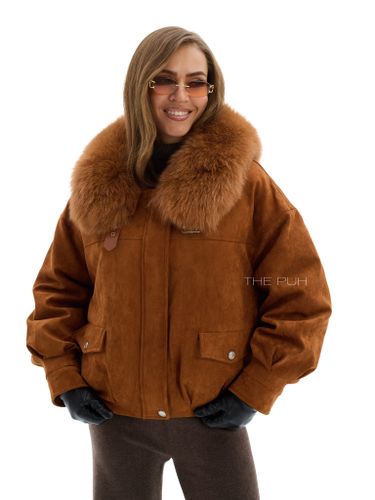 Утепленная замшевая куртка рыжего цвета