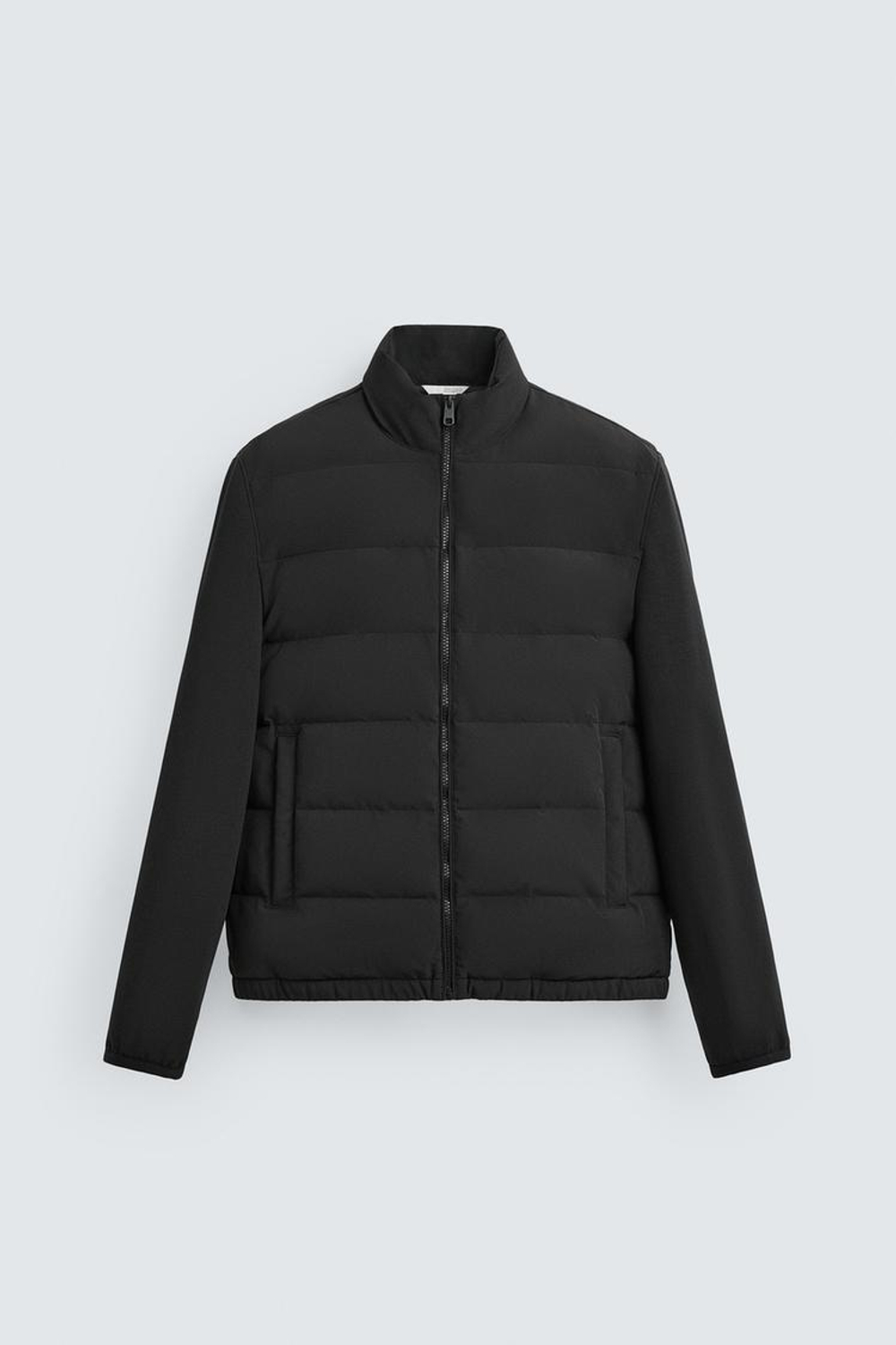 ZARA ОДНОТОННАЯ СТЕГАНАЯ КУРТКА, ЧЕРНЫЙ