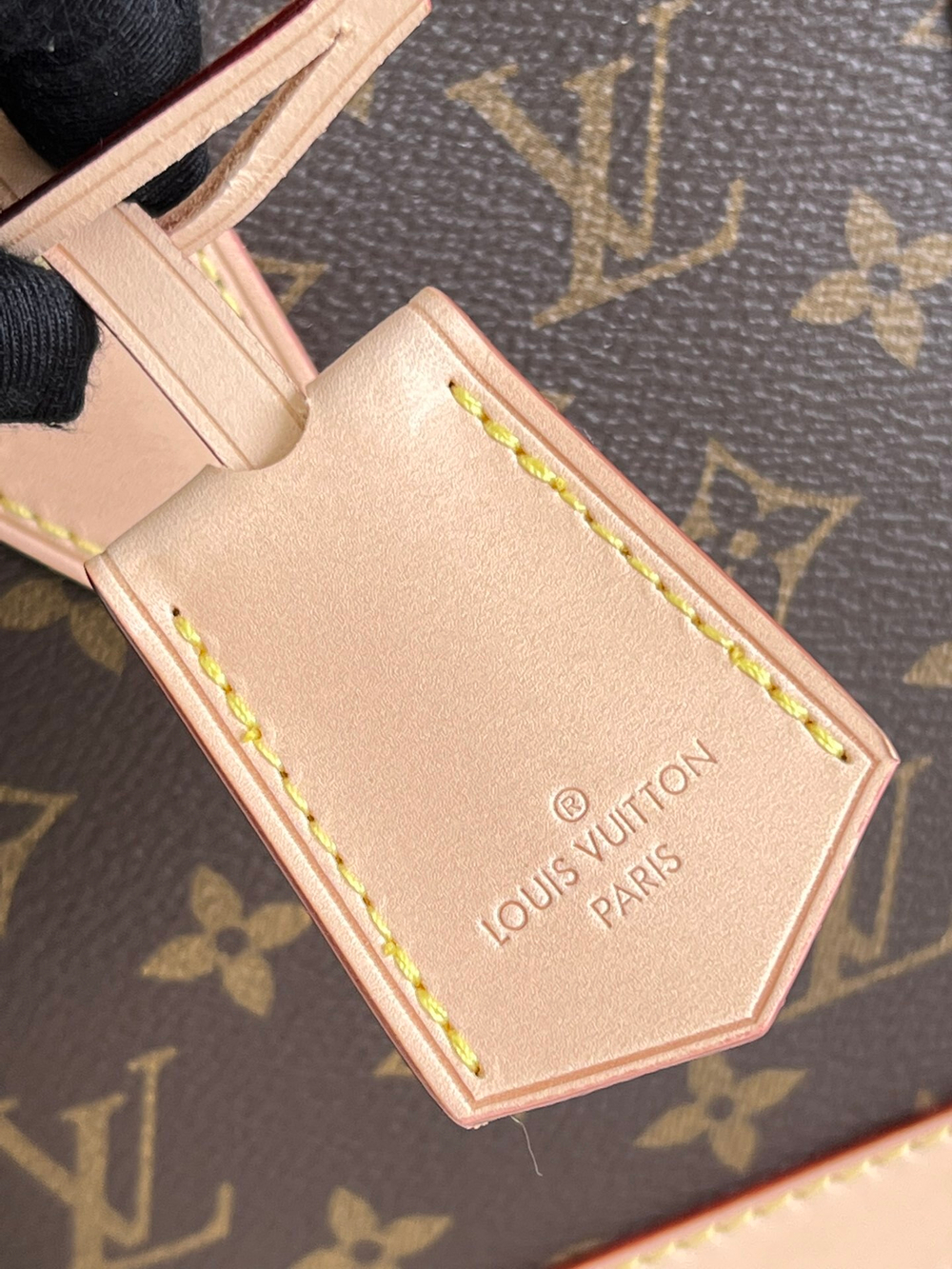 Louis Vuitton Alma BB