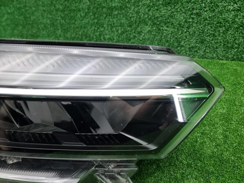 Фара правая Lada Vesta (2022-н.в.) LED