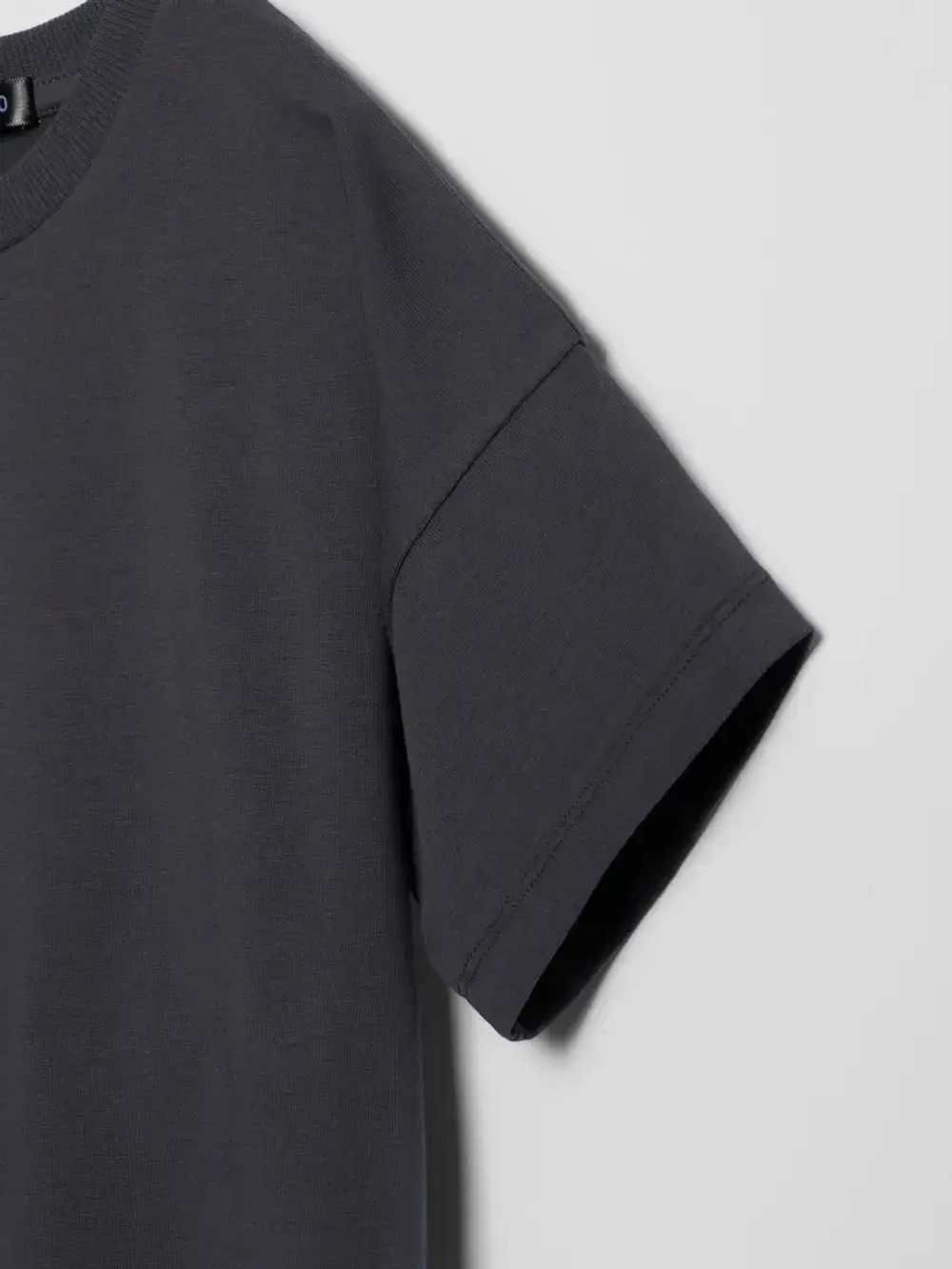 Футболка для девочки в школу