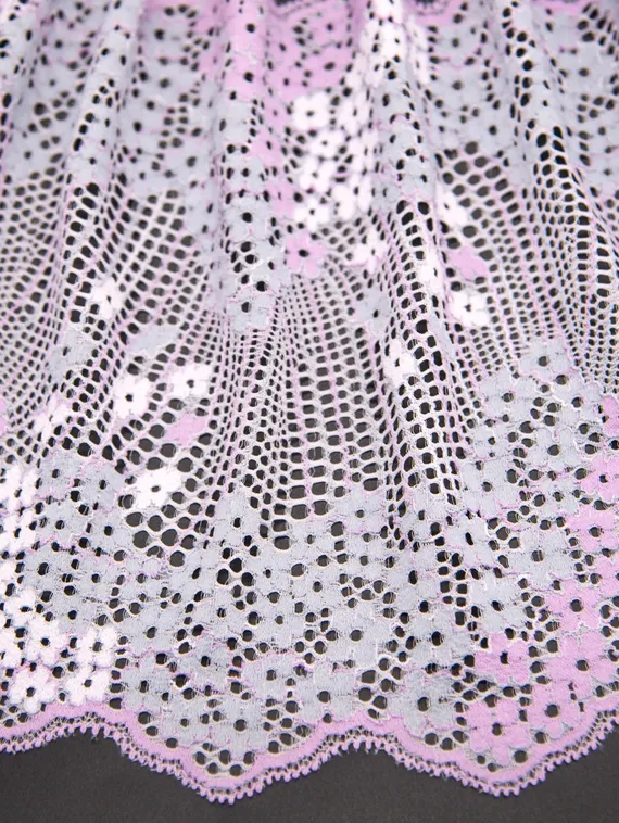 01-50 Кружево шантильи 22 см, лиловый/серый