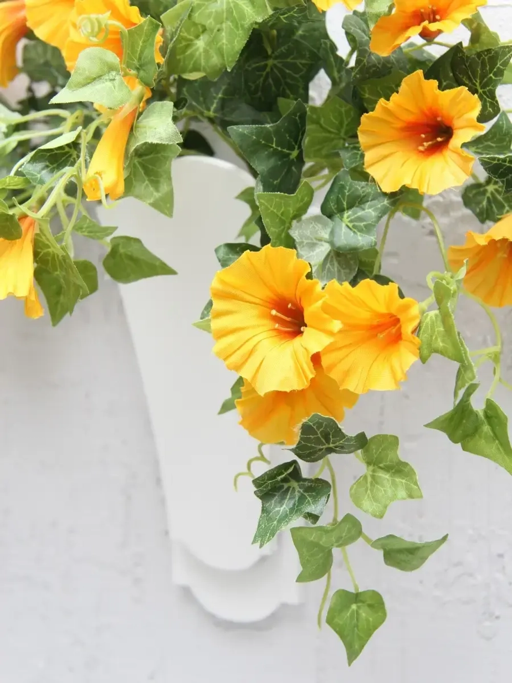 Искусственные цветы для декора в кашпо