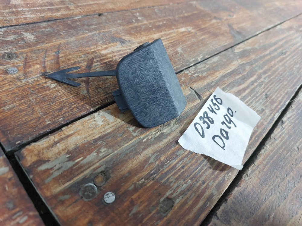 Заглушка буксировочного крюка Haval Dargo 22-нв Б/У Оригинал 2803110XKN04A