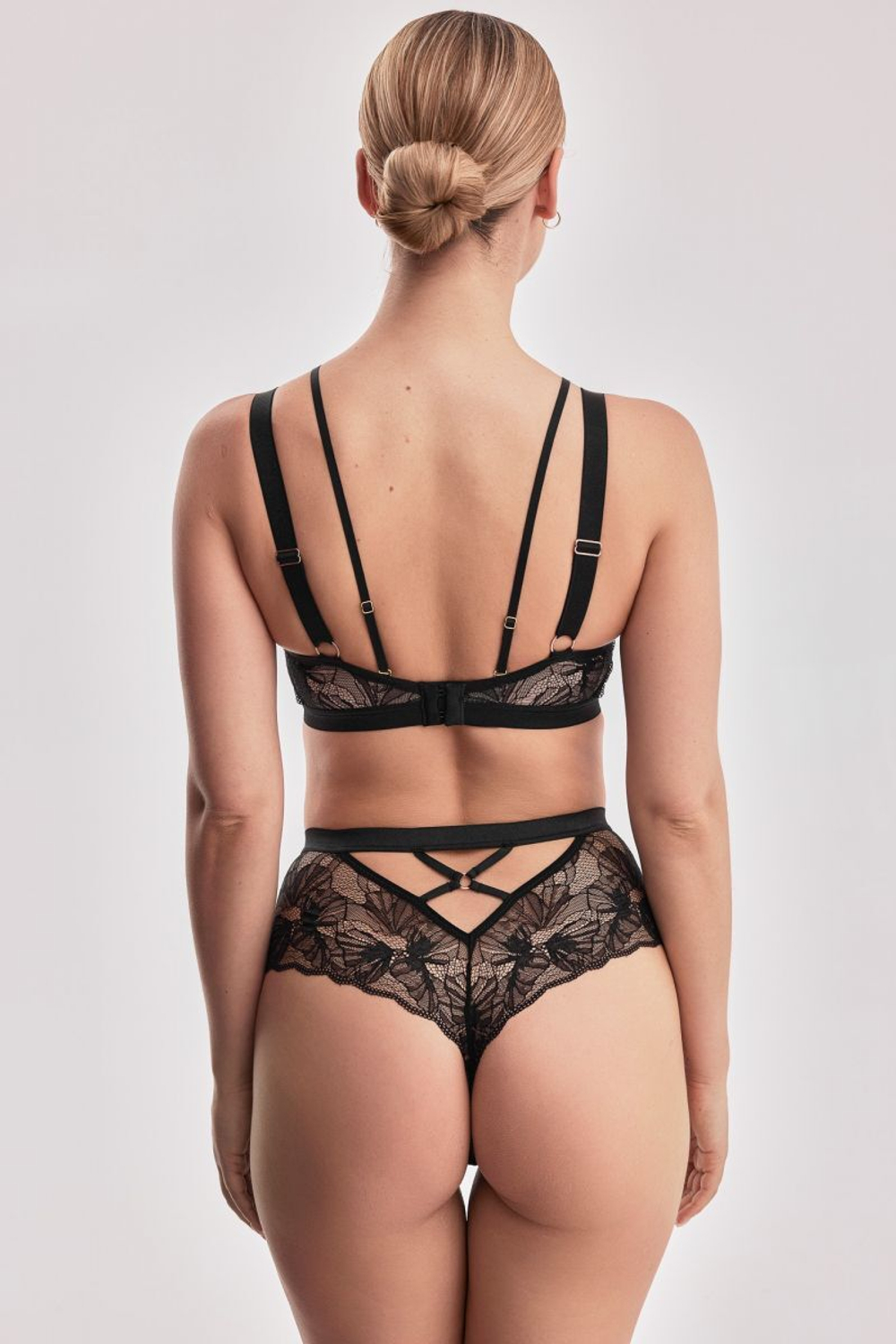 Бюстгальтер пуш-ап Volare с дополнительными съемными бретелями (Размер: 85D) (Цвет: черный)