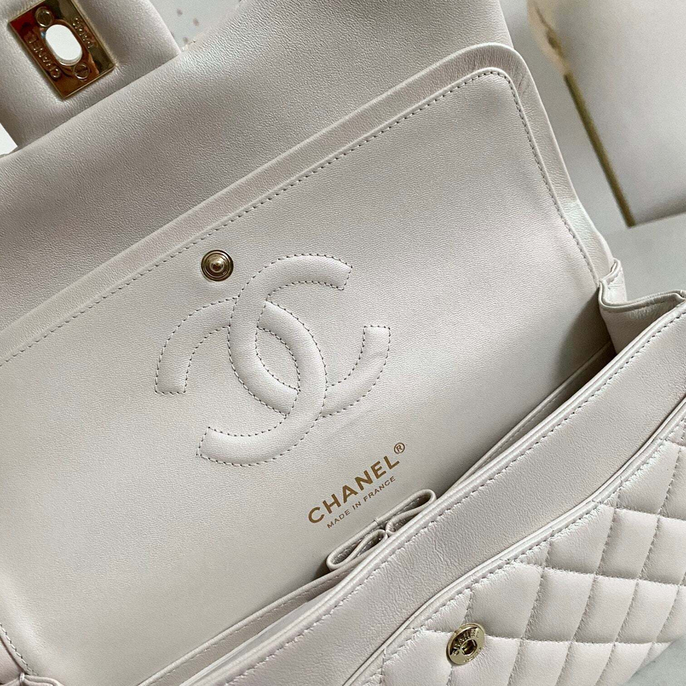 Chanel Flap 25 cm