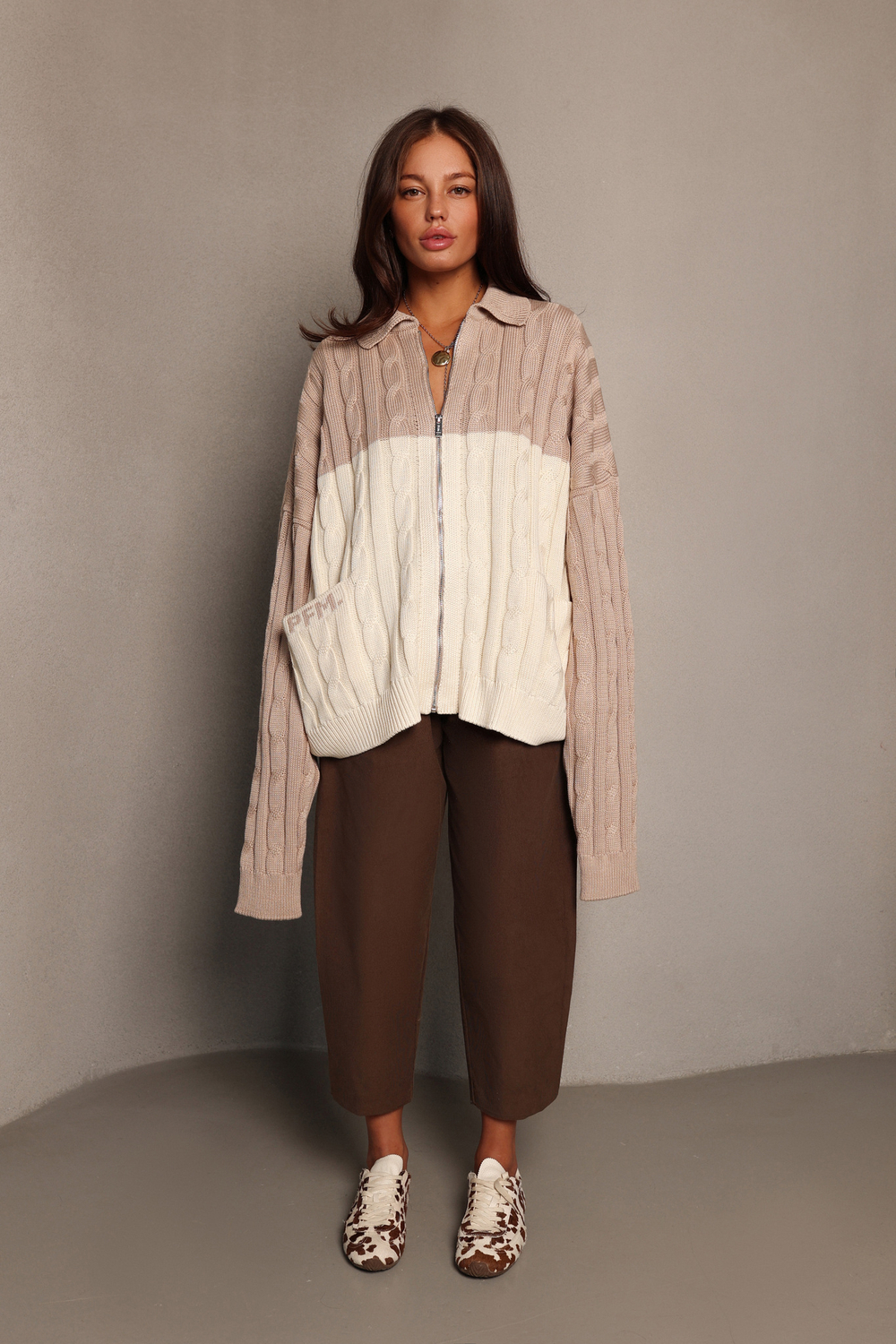 Кардиган на молнии с косами