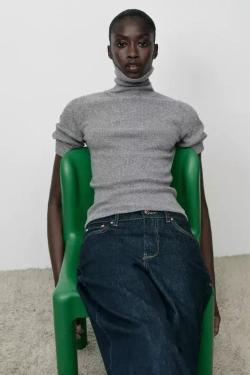 ZARA ТРИКОТАЖНЫЙ ТОП С ВЫСОКИМ ВОРОТНИКОМ, СЕРЫЙ